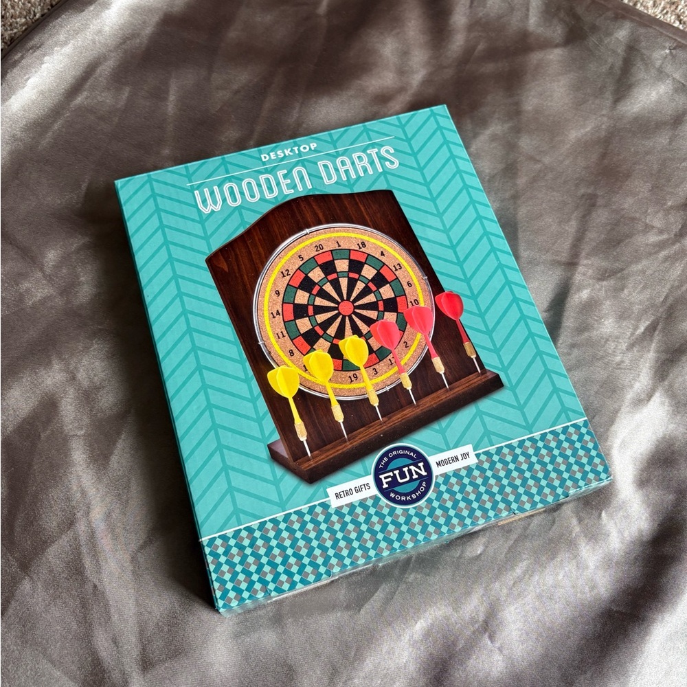 Desktop Wooden darts